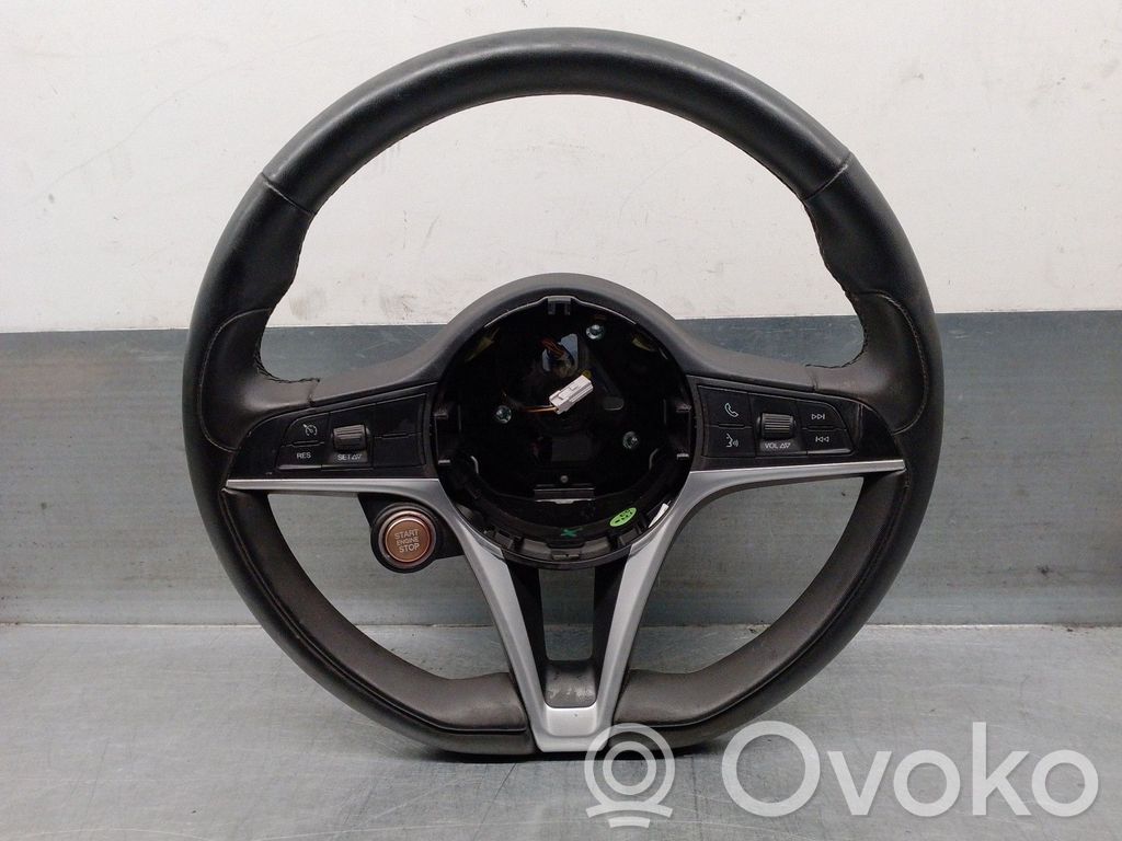 Alfa Romeo Giulia Ohjauspyörä 