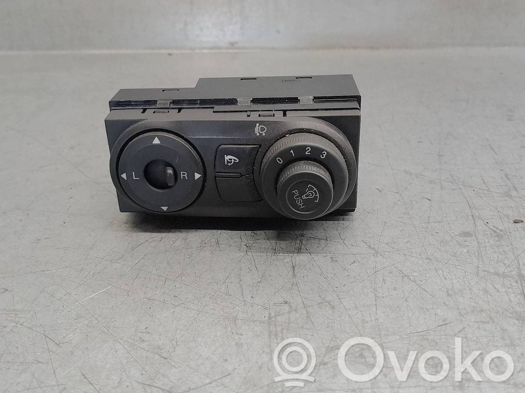 Chevrolet Captiva Panel lighting control switch 