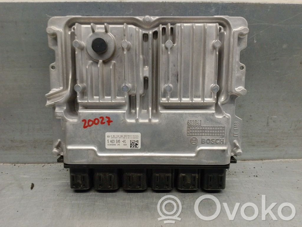 BMW 3 G20 G21 Engine control unit/module 