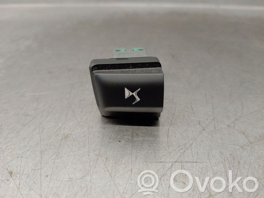 Panel lighting control switch   9811043277