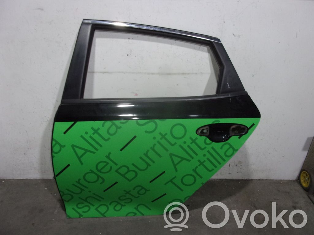 Puerta trasera   77003D4000,NEGRAROTULADA,4PUERTAS