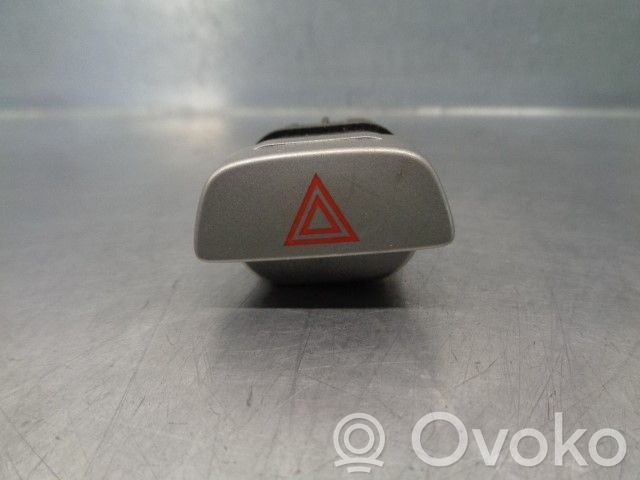 Botón interruptor de luz de peligro   8M5T13A350AB