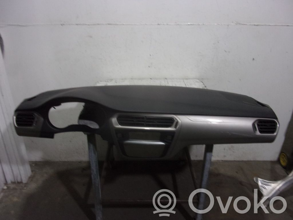 Citroen C-Elysée Panelė 