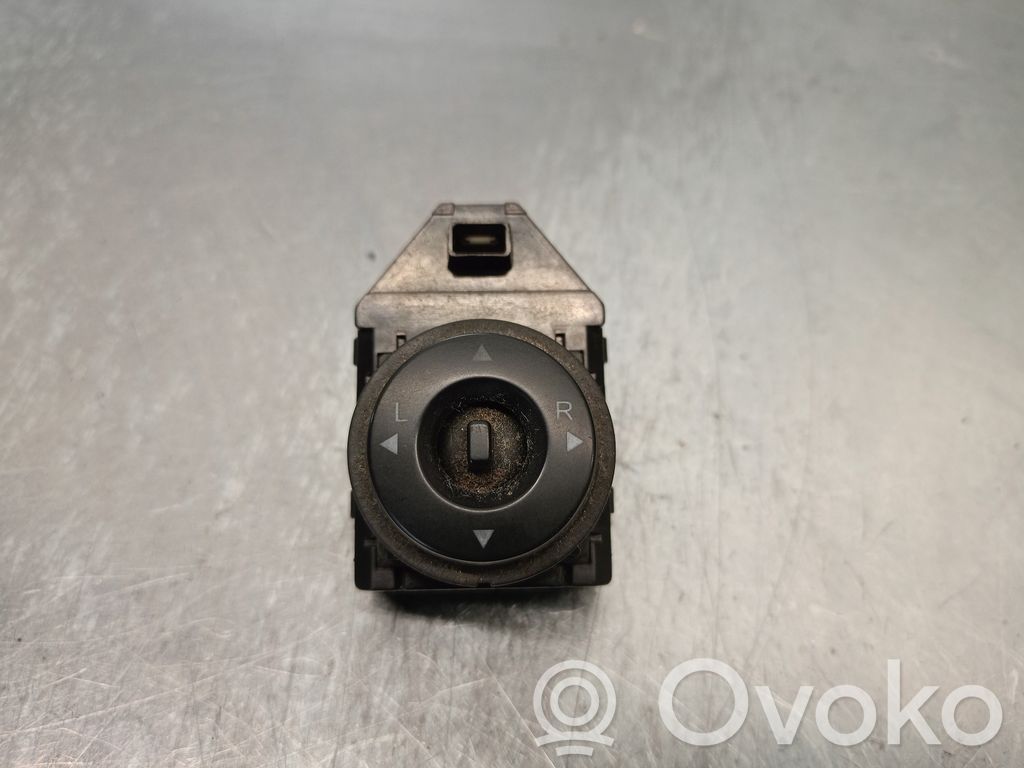 KIA Pro Cee'd I Wing mirror switch 