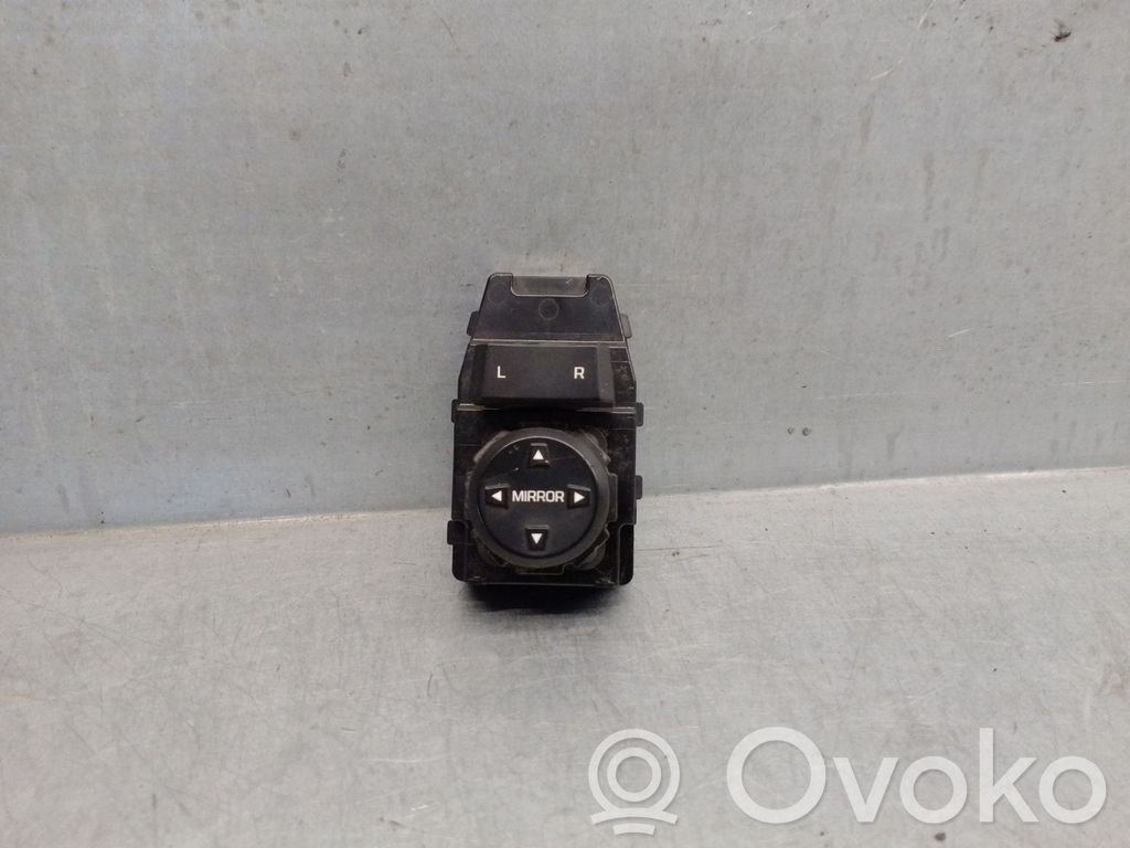 Hyundai Ioniq Wing mirror switch 