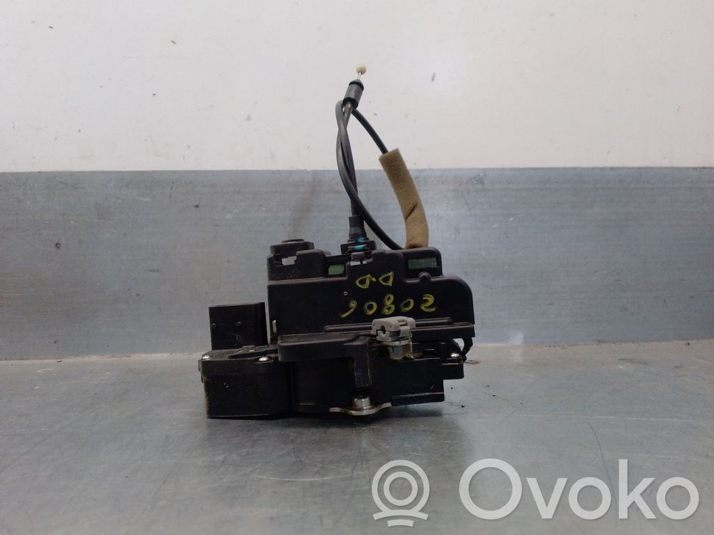 Opel Antara Front door lock 