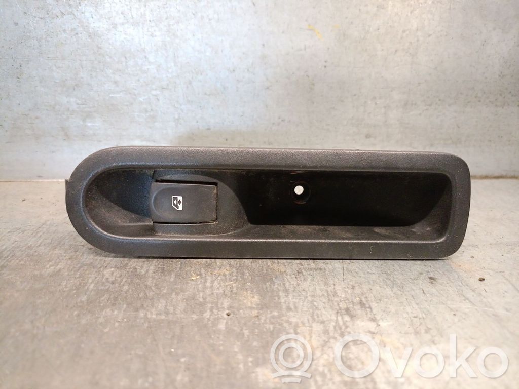 Renault Modus Electric window control switch 