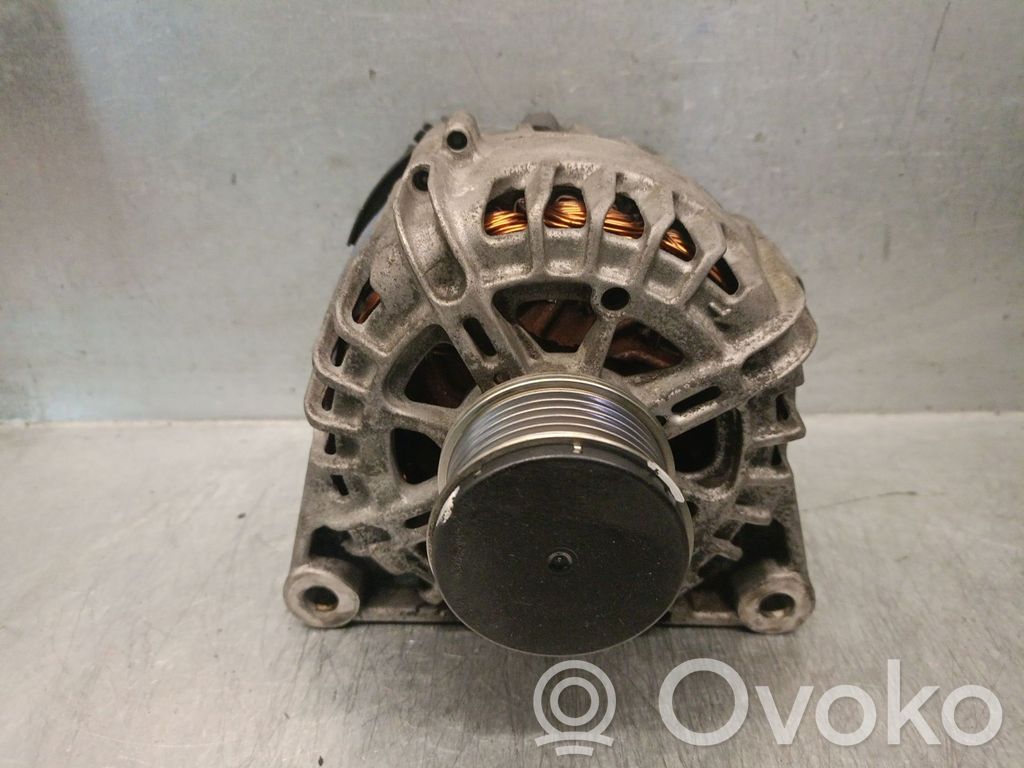 Peugeot 2008 I Alternator 