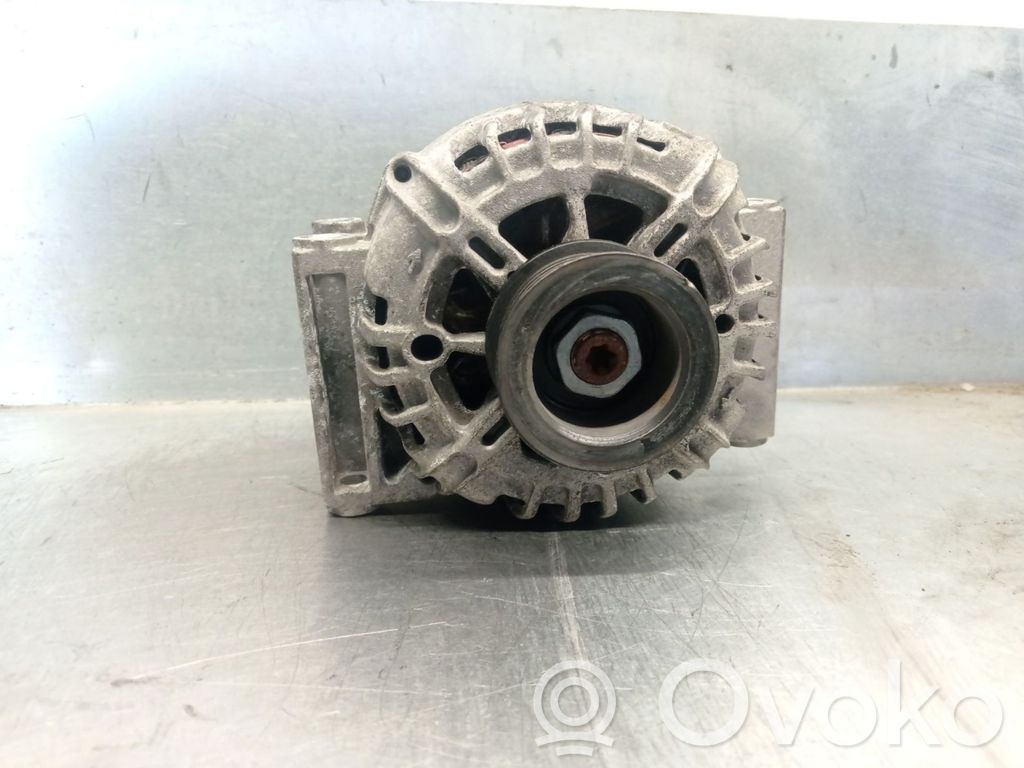 Opel Insignia A Generator/alternator 