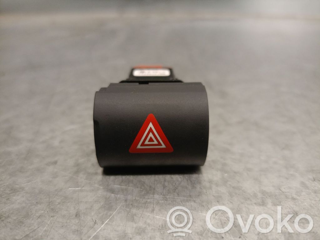 Citroen C3 Hätävilkkujen kytkin 