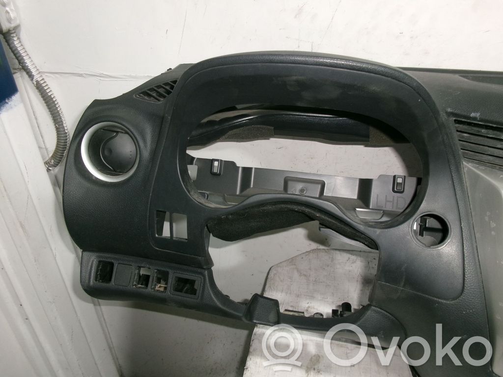Nissan Navara D23 Panel de instrumentos 