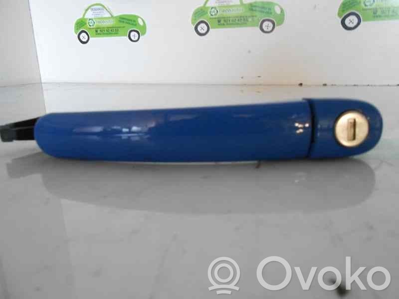 Volkswagen Polo IV 9N3 Ārējais atvēršanas rokturis 
