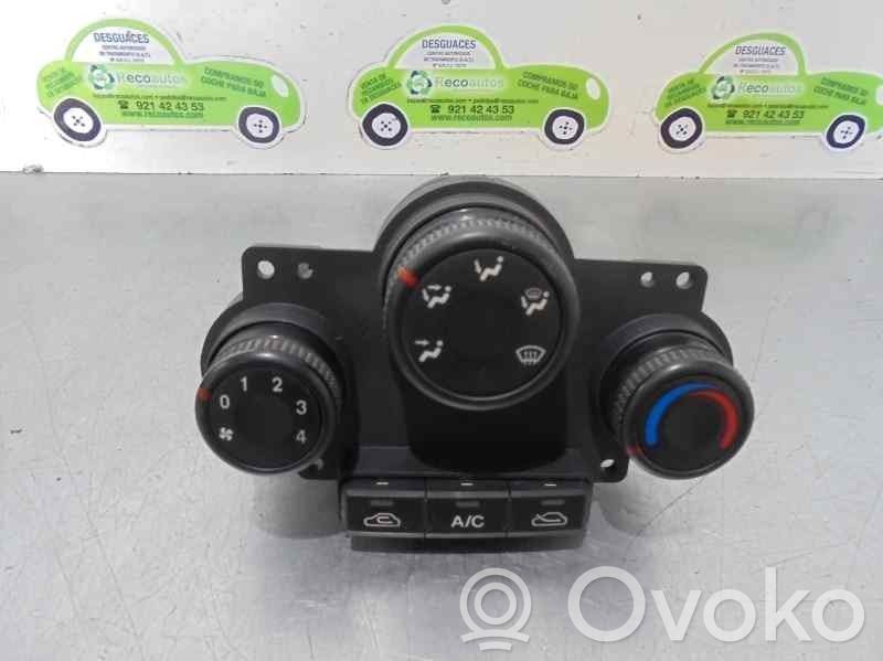 KIA Carens I Air conditioner control unit module 