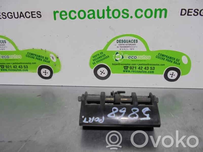 Nissan X-Trail T30 Ārējais atvēršanas rokturis 