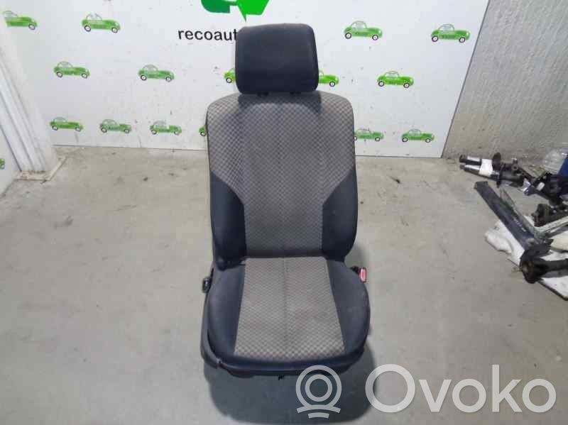 Renault Megane II Etumatkustajan istuin 