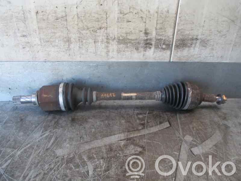 Renault Clio III Front driveshaft 