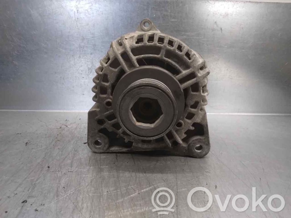 Renault Clio II Ģenerators 