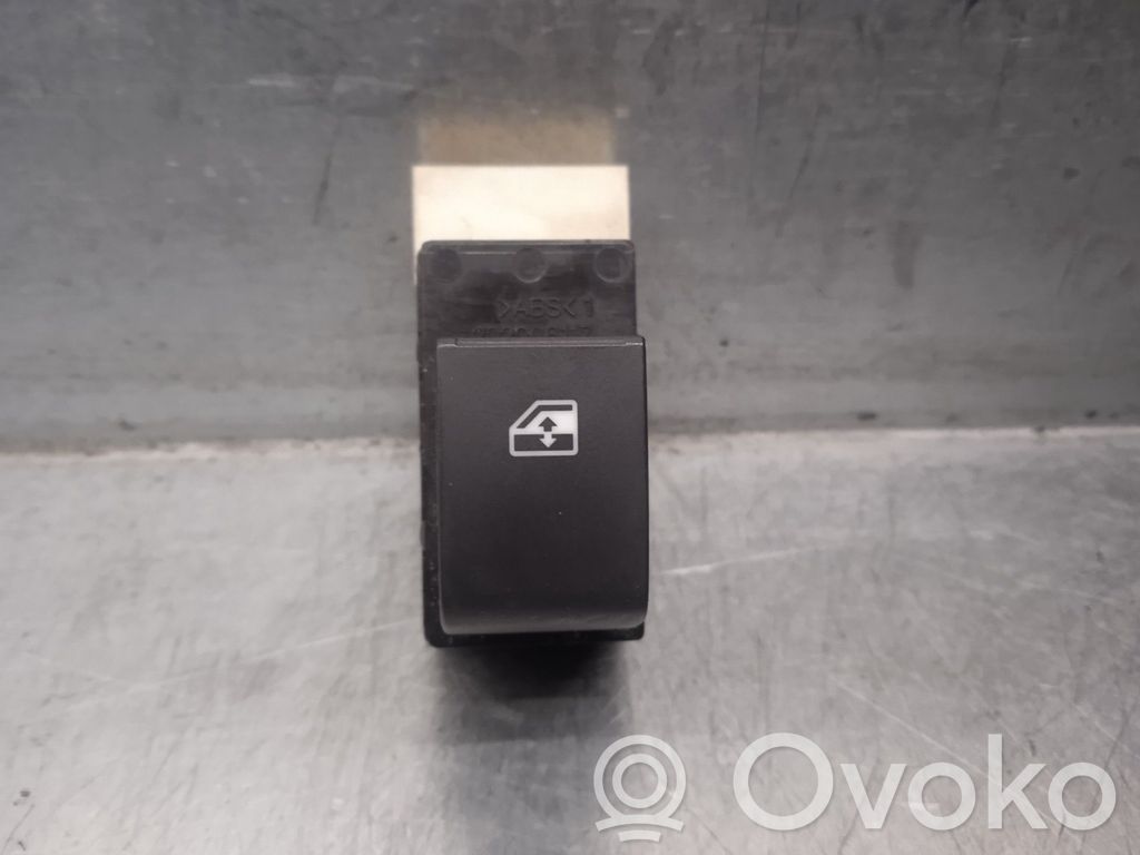 Chevrolet Epica Electric window control switch 