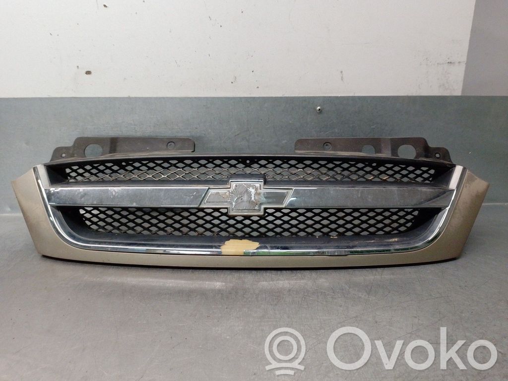 Chevrolet Tacuma Front grill 