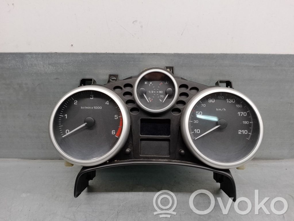 Peugeot 207 Vitezometru (grup de instrumente) 