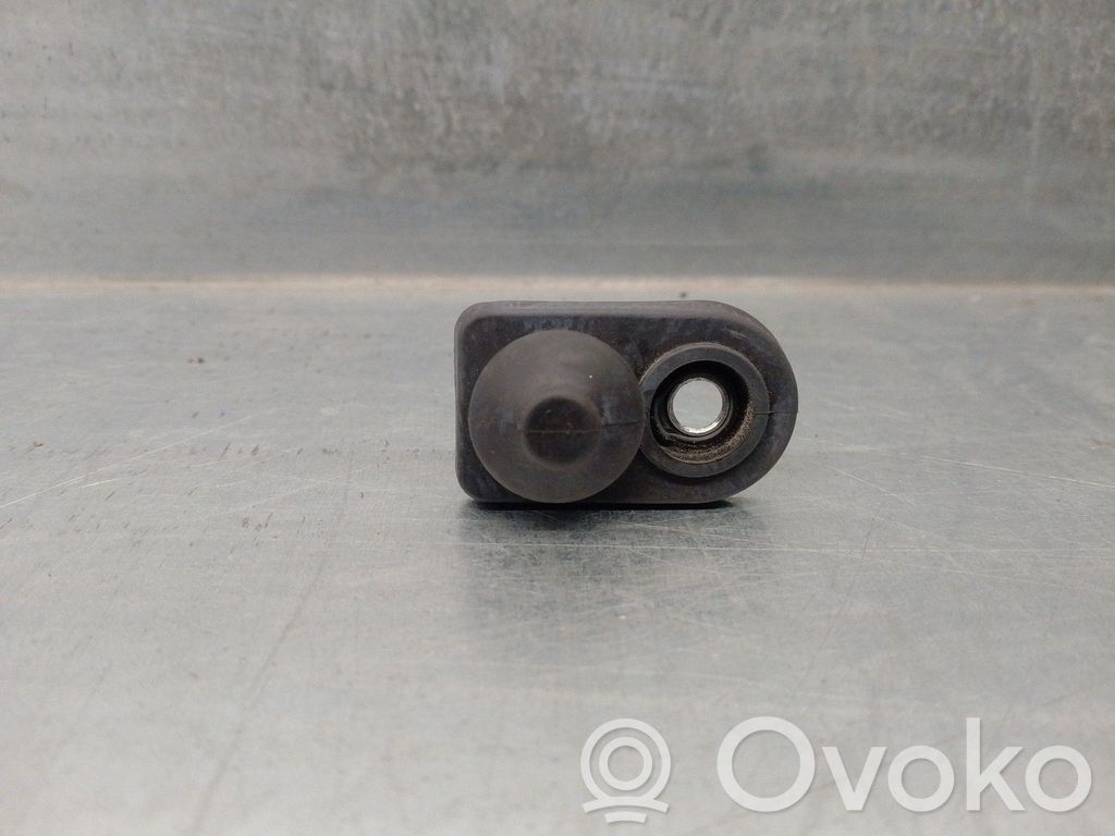 Anturi   935603B100