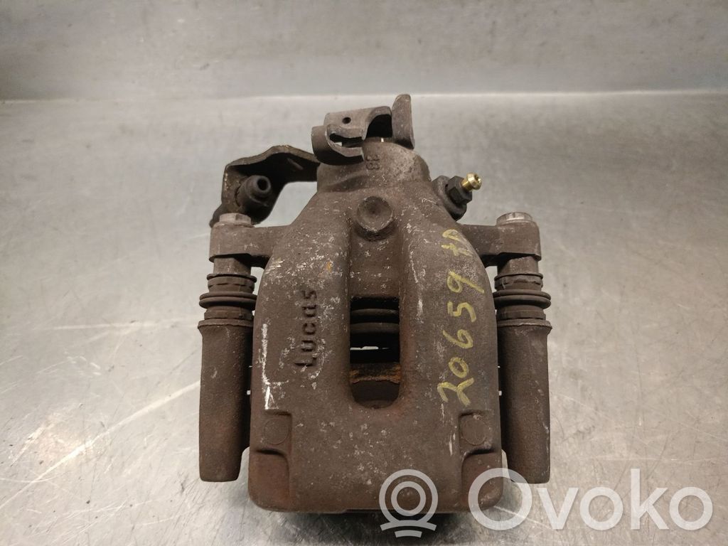 Citroen C3 Скоба заднего суппорта 