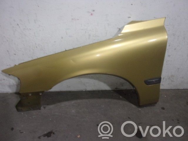 Volvo S60 Spārns 