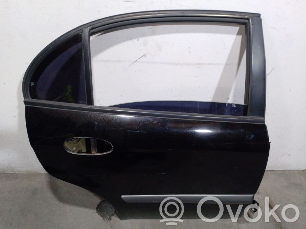 Chevrolet Evanda Puerta trasera 