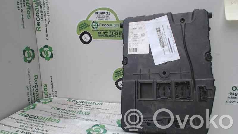 Renault Megane II Fuse box set 