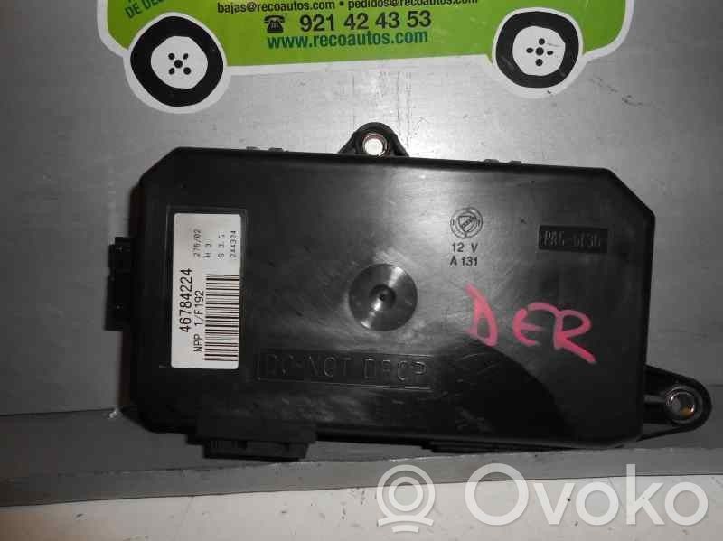 Fiat Stilo Unidad de control de puerta 