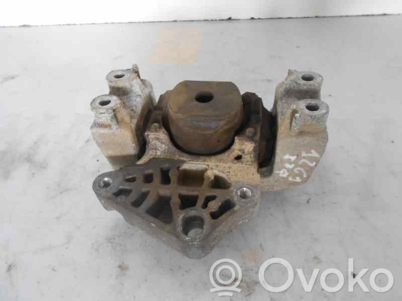 Ford Transit Engine mount bracket 