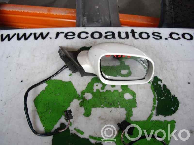 Volkswagen Passat Alltrack Front door electric wing mirror 