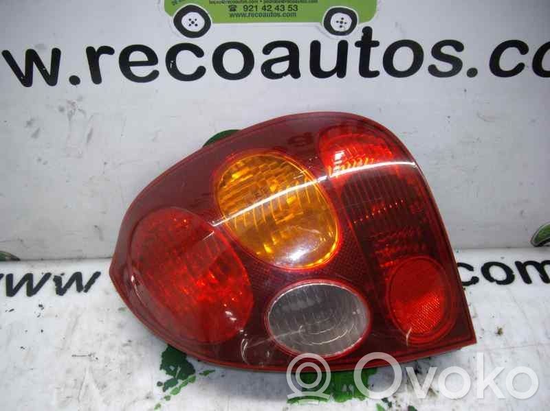 Lampa tylna   3PUERTAS