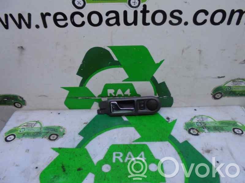 Volkswagen Passat Alltrack Manecilla interna puerta delantera 