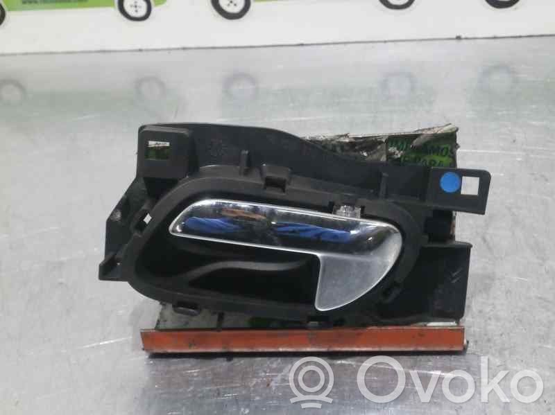Peugeot 407 Manecilla interna puerta delantera 
