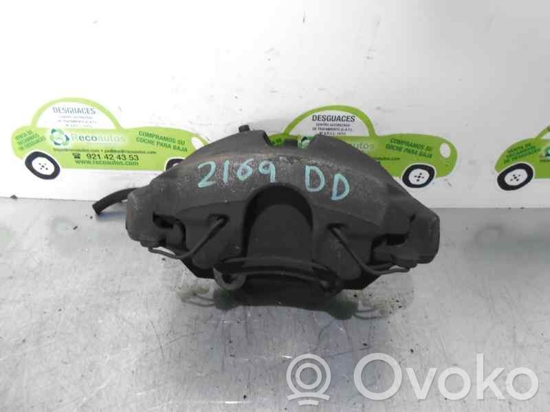 Caliper de freno delantero