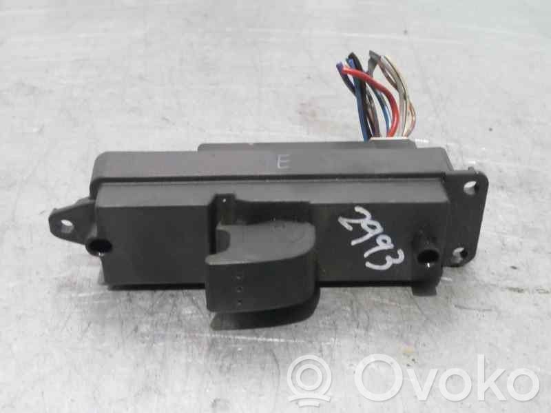 Mazda 3 I Electric window control switch 