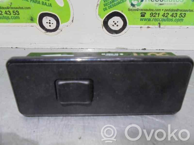 Volvo 460 Electric window control switch 