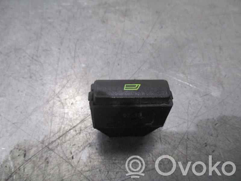 Comutator comandă geamuri electrice   893959859