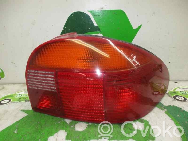 Ford Mondeo MK I Feux arrière / postérieurs