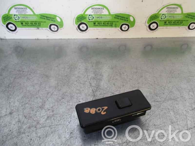 Volvo 440 Electric window control switch 