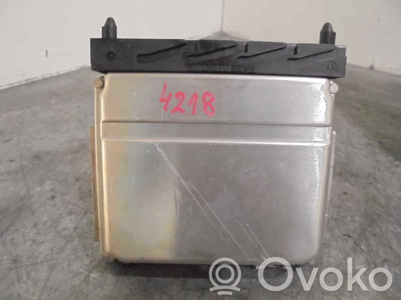 Unidad de control/módulo del motor   08677708A,0281010319,BOSCH