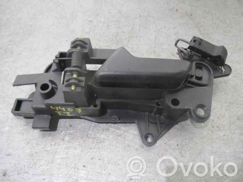 Manecilla interna puerta trasera   9610680077,CAJA8,4PUERTAS