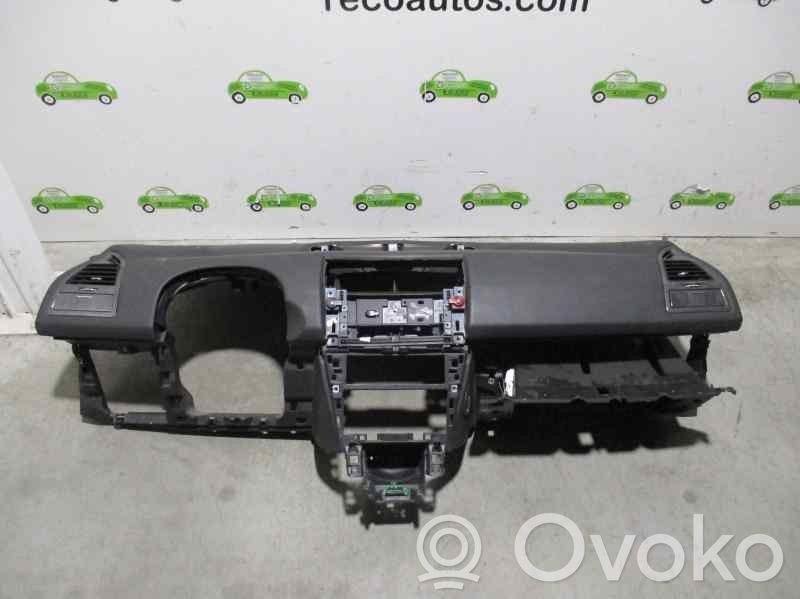 Citroen C4 I Dashboard 
