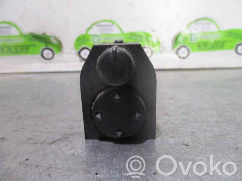 Audi A4 S4 B5 8D Comutator oglinzi laterale 