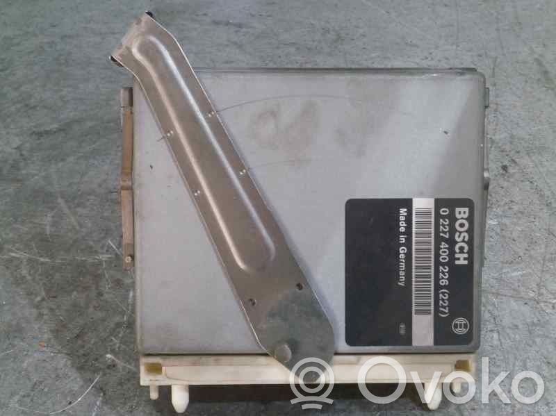 Engine control unit/module   P09146371,0227400226,BOSCH