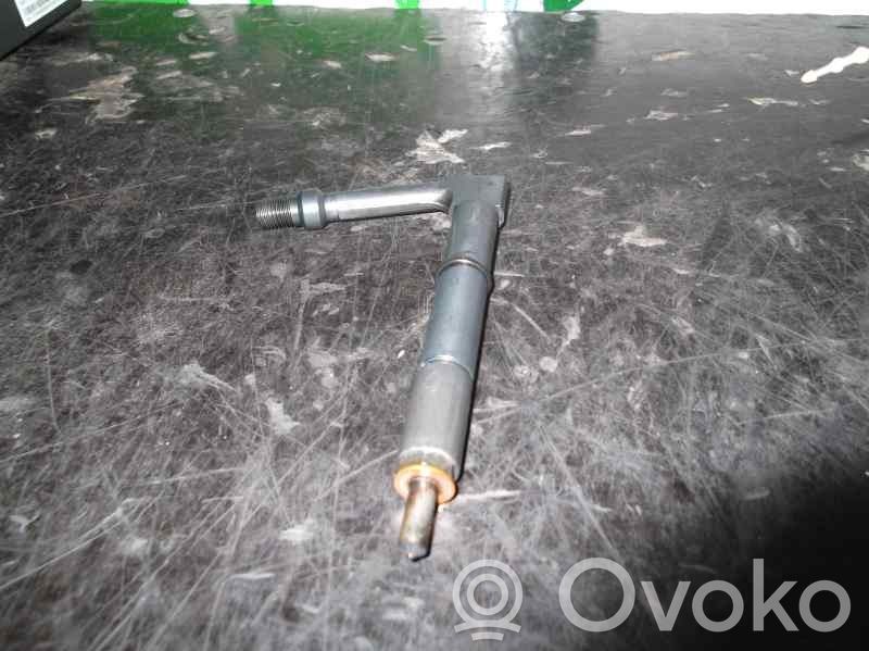 Nissan Almera N16 Inyector de combustible 