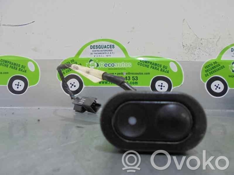 Opel Corsa B Electric window control switch 