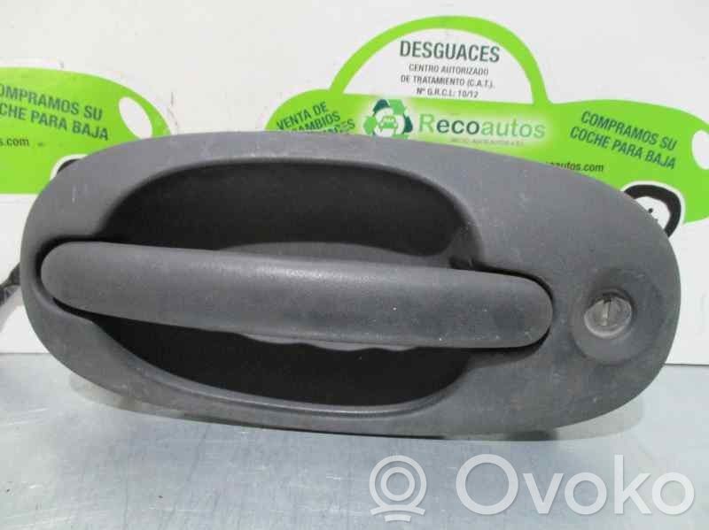 Chrysler Voyager Front door exterior handle 