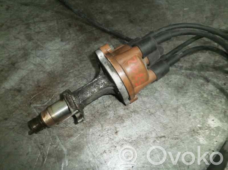 Renault Clio I Ignition distributor 